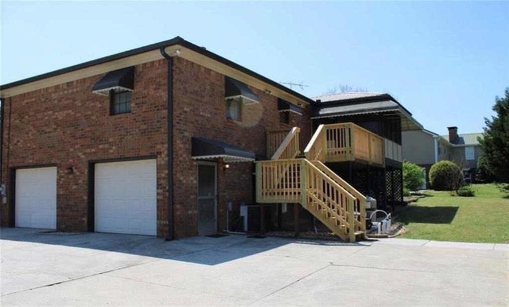426 Atlanta Highway - Photo 1
