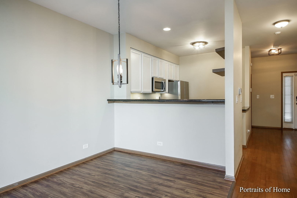 2010 Fulham Drive - Photo 5