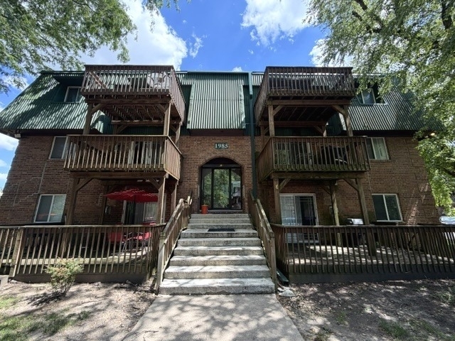 1905 Tall Oaks Drive - Photo 0