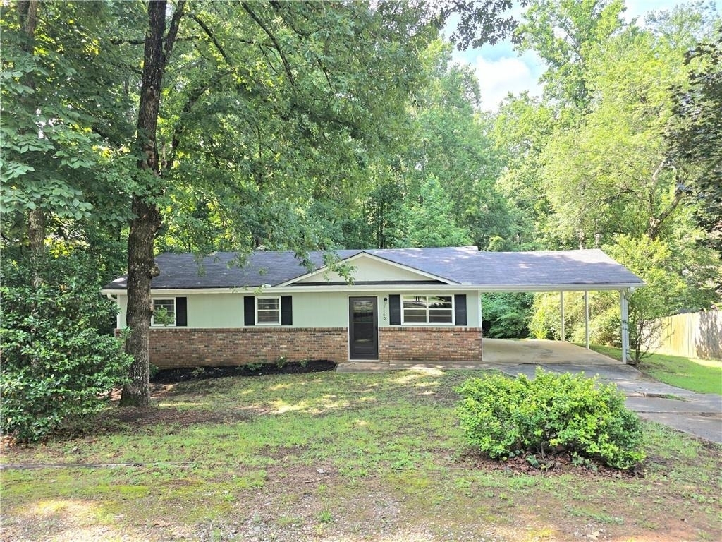 3460 Meadowview Drive - Photo 0