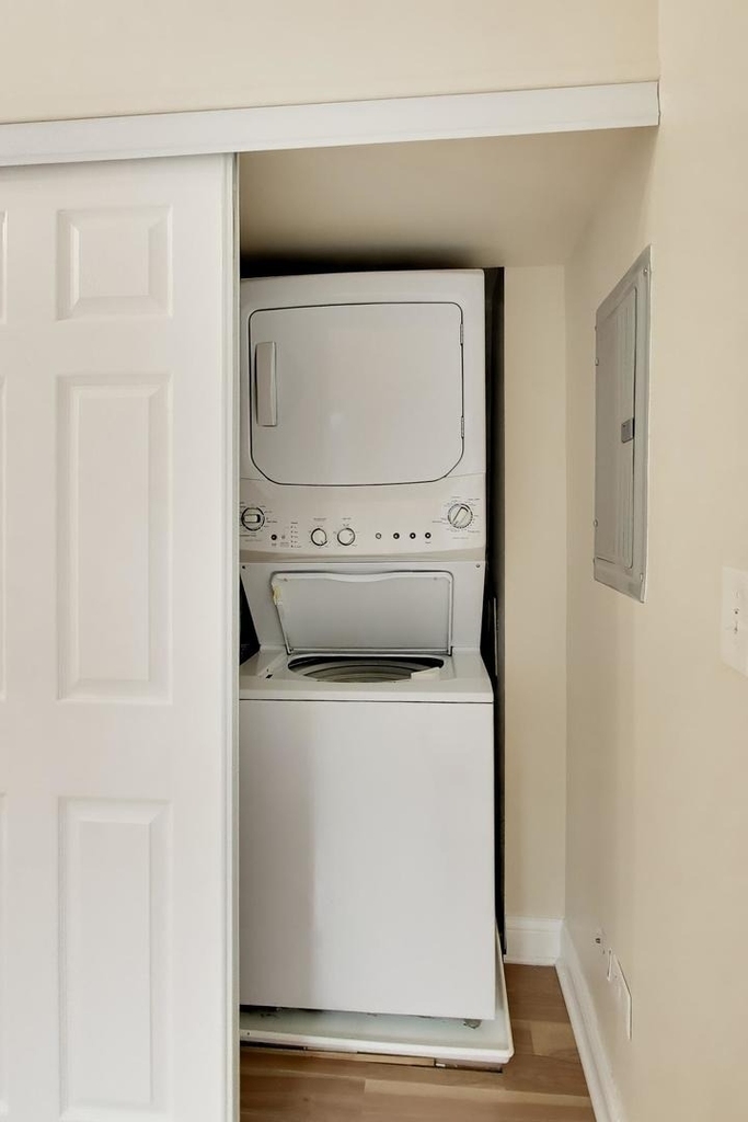 3149 W Lyndale Street - Photo 21