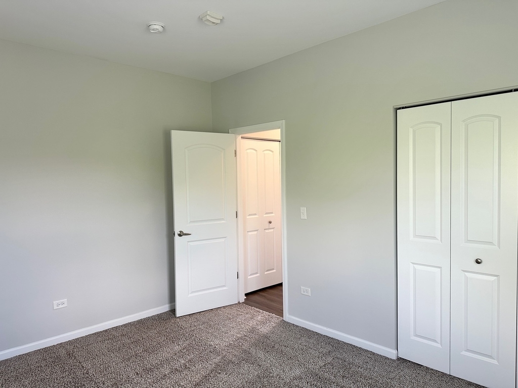 853 E Main Street - Photo 10
