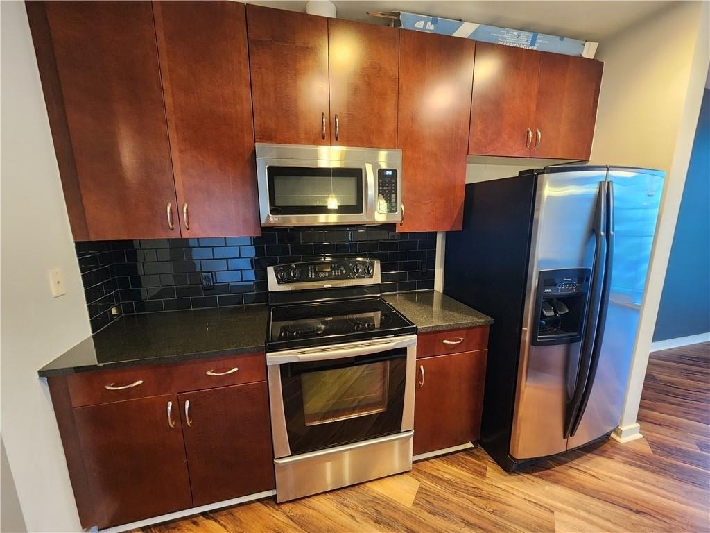 400 W Peachtree Street Nw - Photo 4