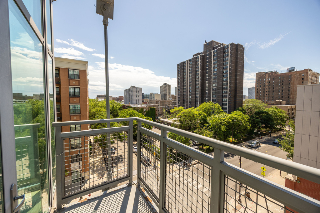 1000 W Leland Avenue - Photo 19