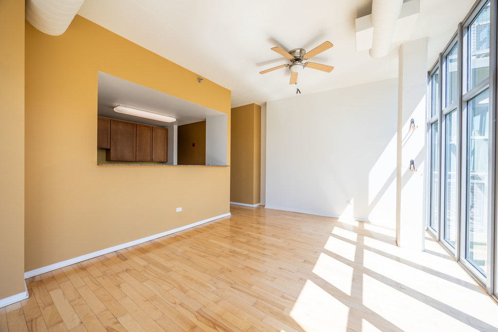 1000 W Leland Avenue - Photo 6