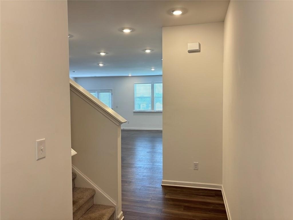 104 Mission Boulevard - Photo 1