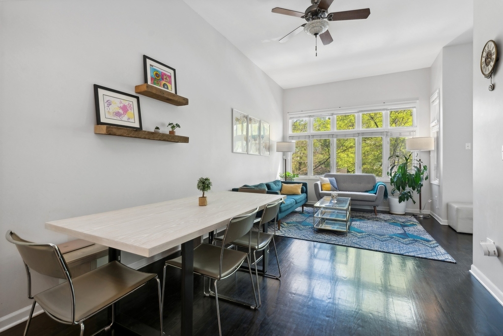 1816 S Calumet Avenue - Photo 3
