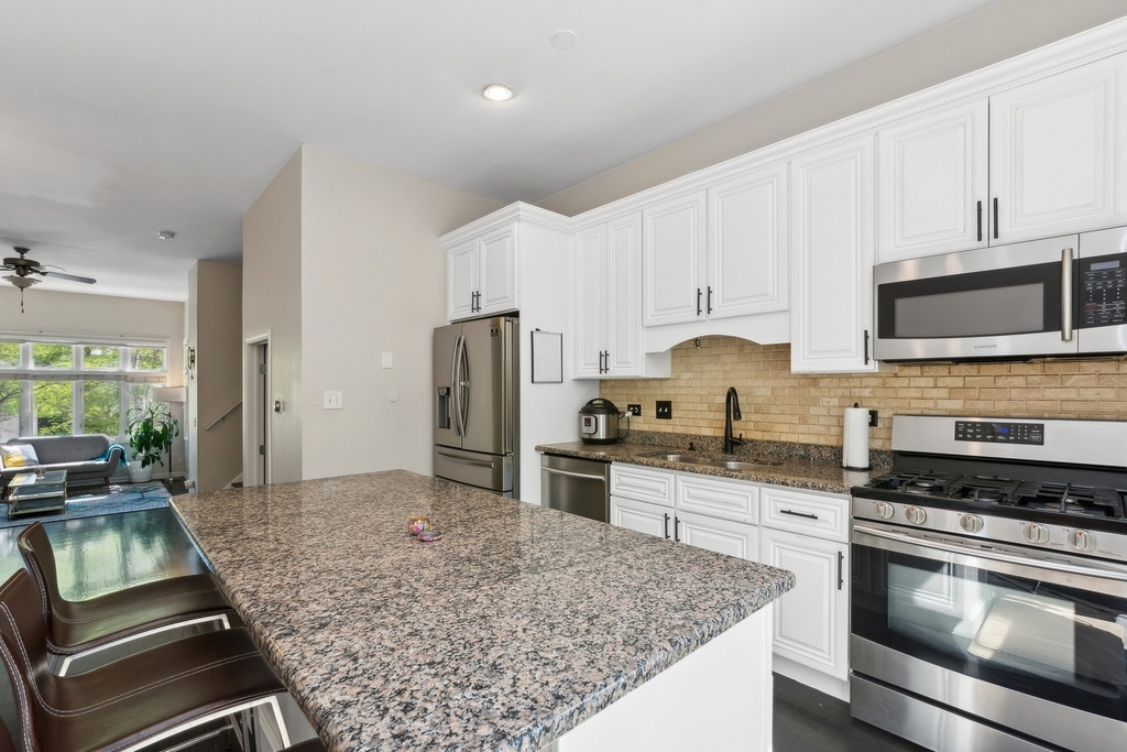 1816 S Calumet Avenue - Photo 6
