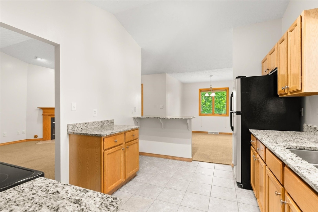 2427 Reynolds Manor Drive - Photo 11