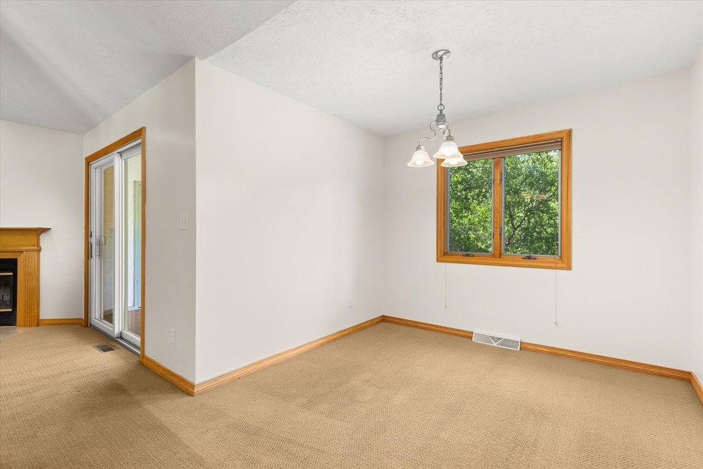 2427 Reynolds Manor Drive - Photo 13