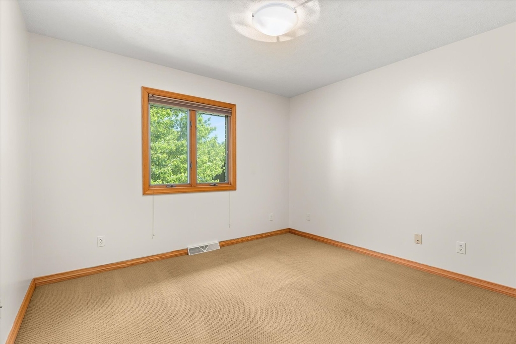 2427 Reynolds Manor Drive - Photo 16
