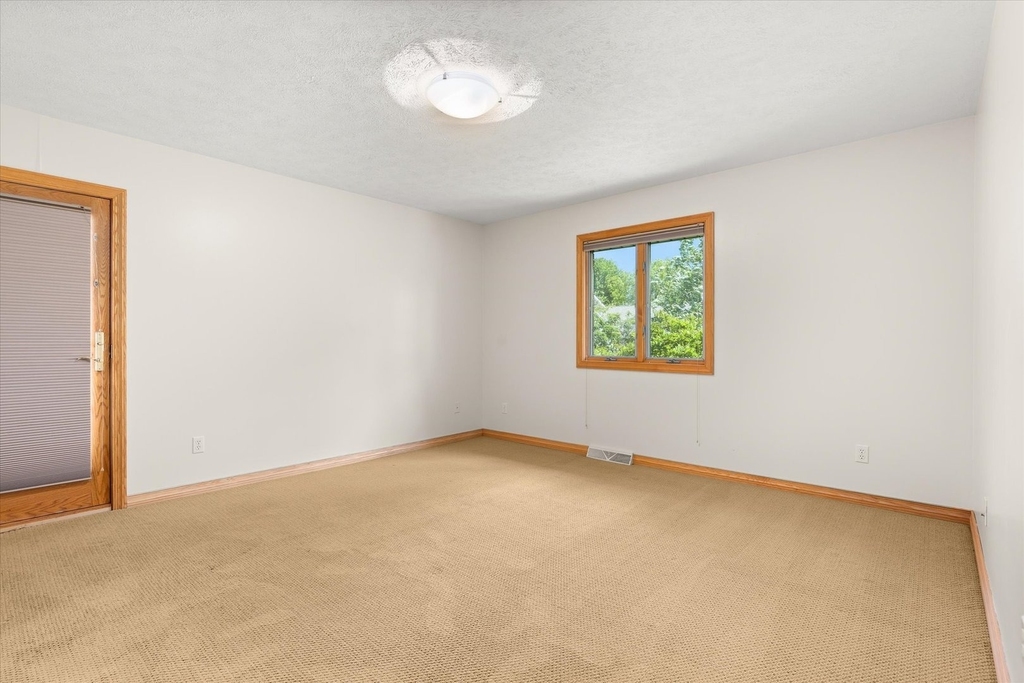 2427 Reynolds Manor Drive - Photo 17