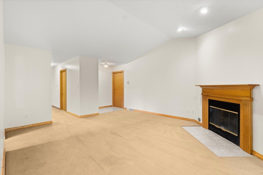 2427 Reynolds Manor Drive - Photo 5