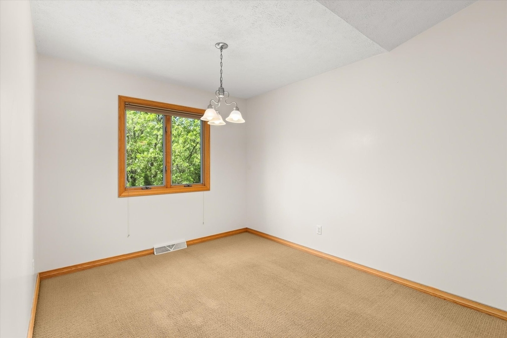 2427 Reynolds Manor Drive - Photo 12