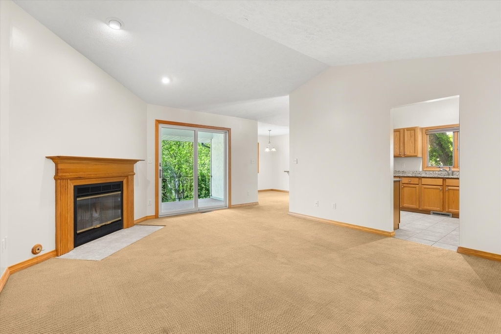 2427 Reynolds Manor Drive - Photo 4
