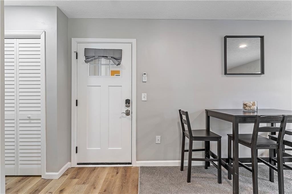 1701 Hawthorne Avenue - Photo 5