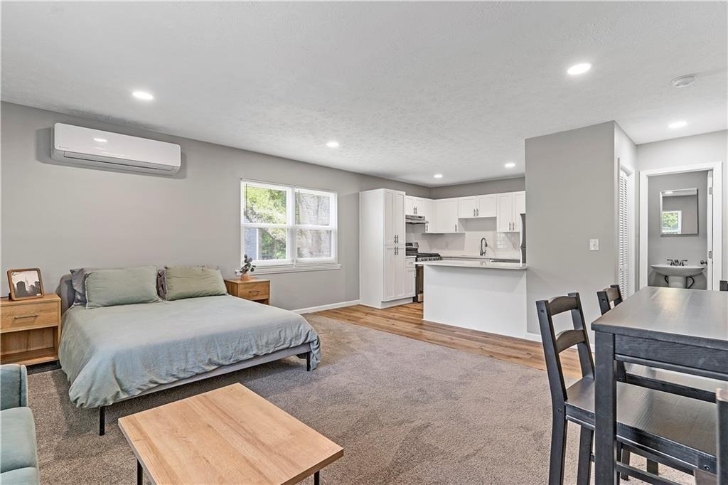 1701 Hawthorne Avenue - Photo 4