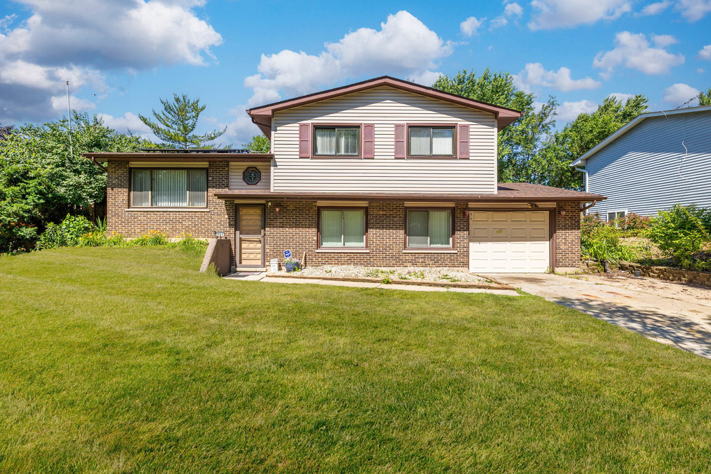 361 Lyons Drive - Photo 0
