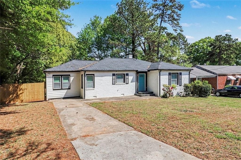 1680 Fairbanks Street Sw - Photo 1