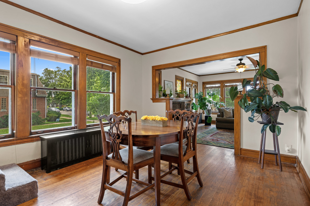 1447 Cuyler Avenue - Photo 5