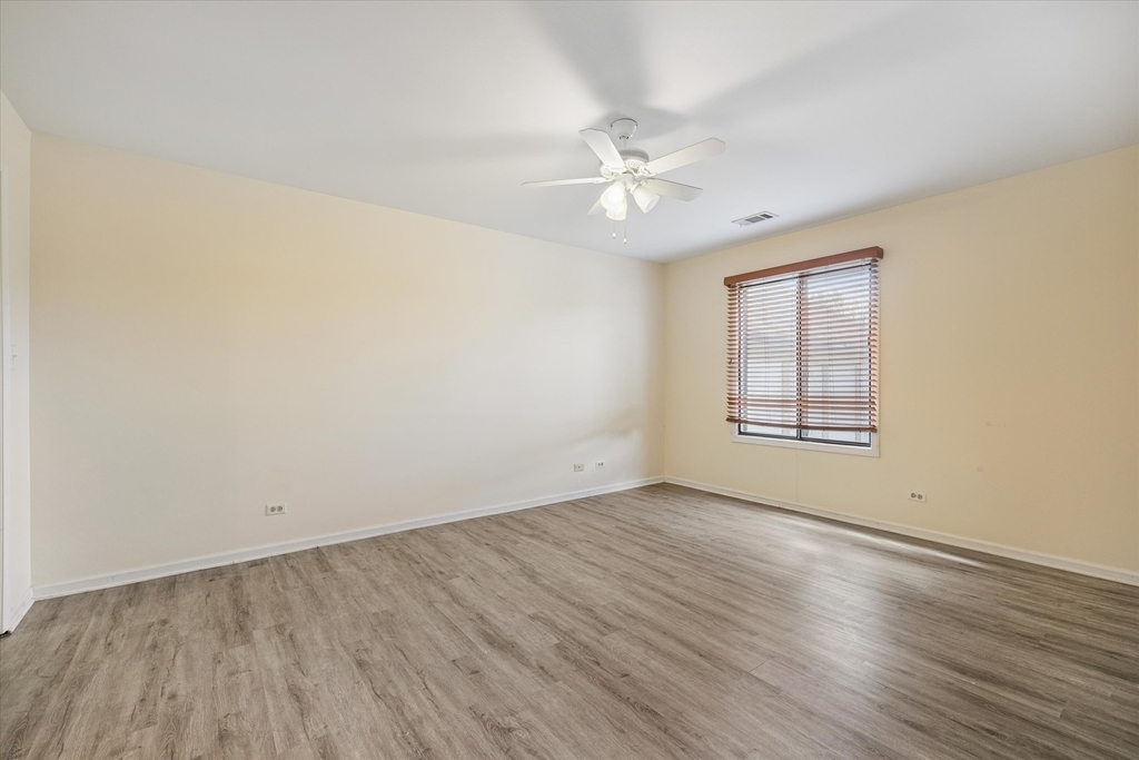 826 Thornton Court - Photo 8