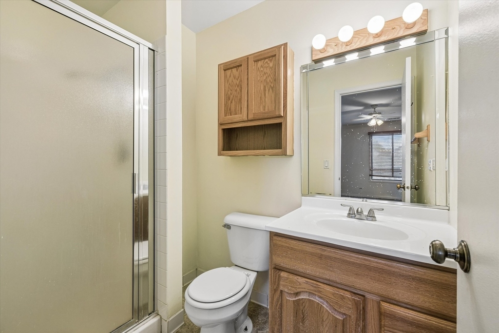 826 Thornton Court - Photo 11