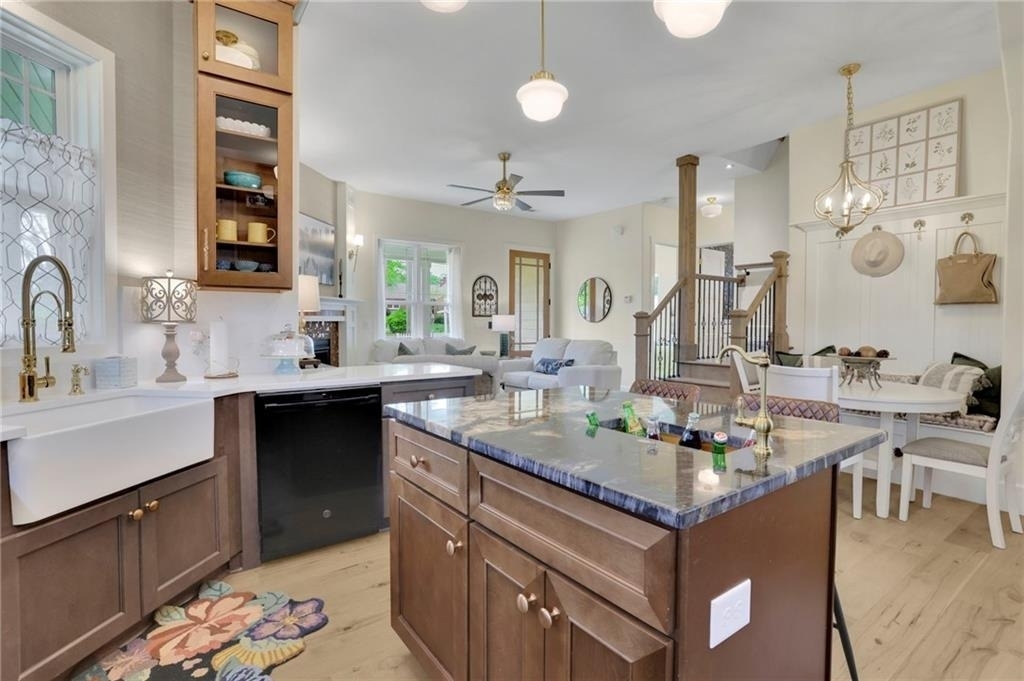 5995 Spring Street - Photo 5
