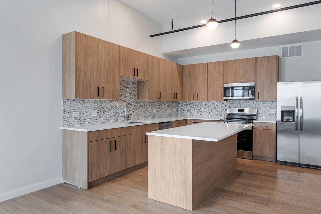 805 N Milwaukee Avenue - Photo 4