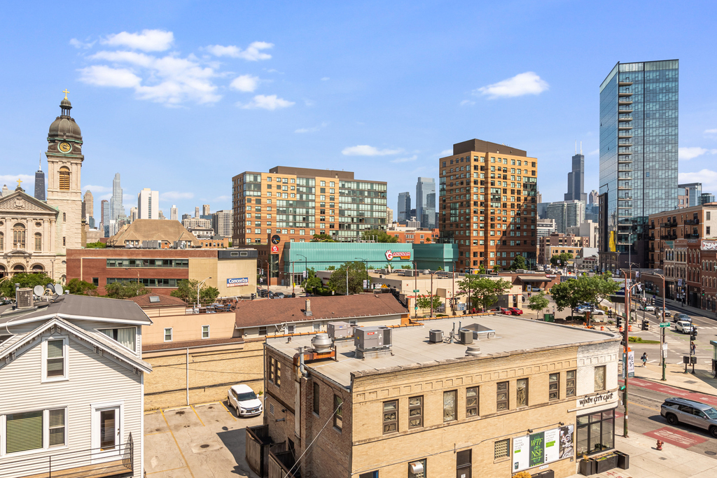 805 N Milwaukee Avenue - Photo 26