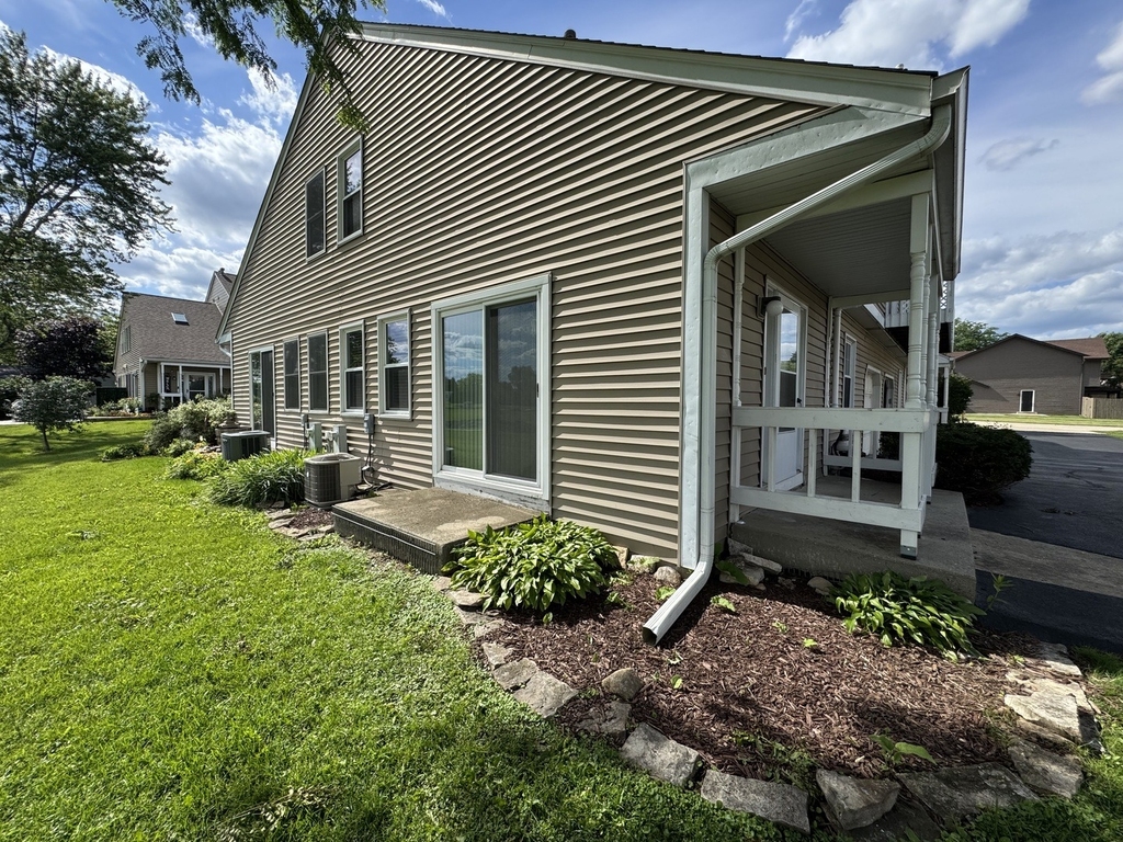 11411 Douglas Avenue - Photo 21