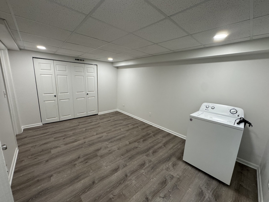 11411 Douglas Avenue - Photo 10