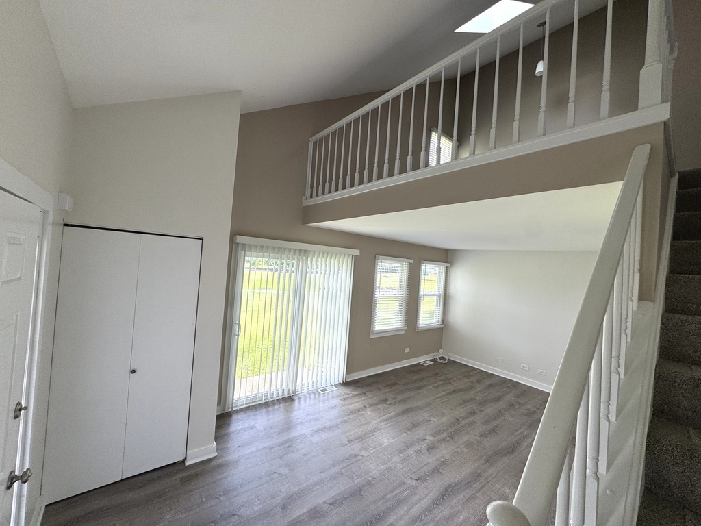 11411 Douglas Avenue - Photo 6