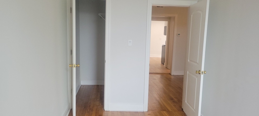 3207 N Wilton Avenue - Photo 15