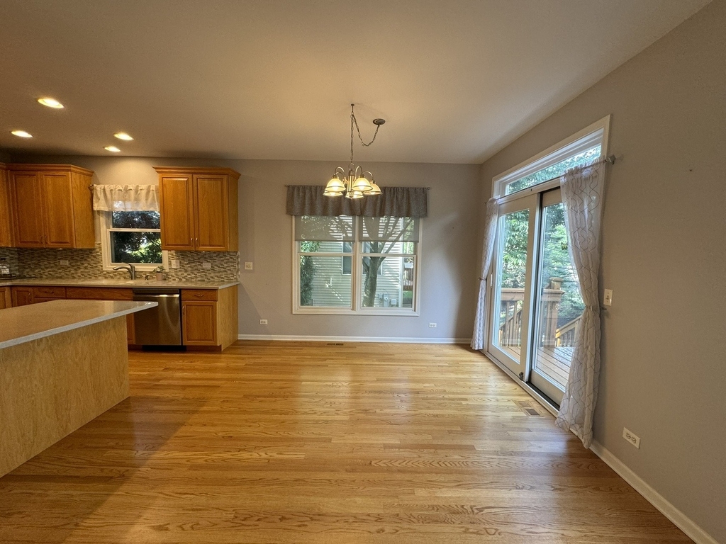 1n061 Mission Court - Photo 7