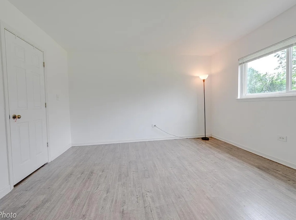 7413 Brookdale Drive - Photo 10