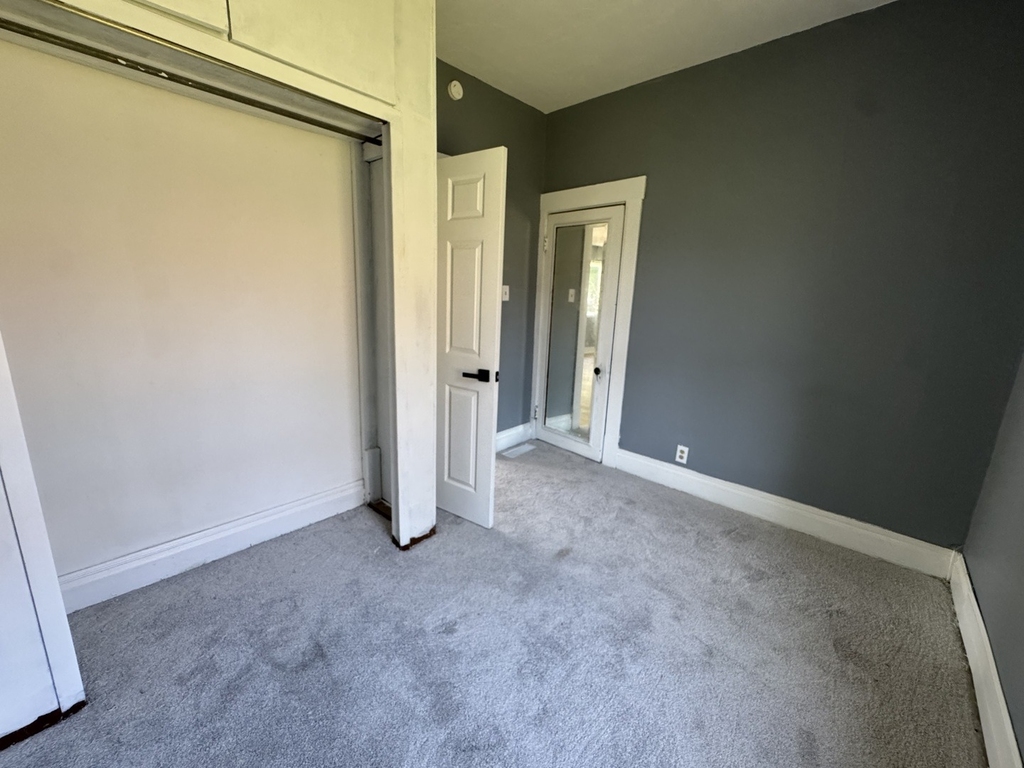 1534 39th Street - Photo 4