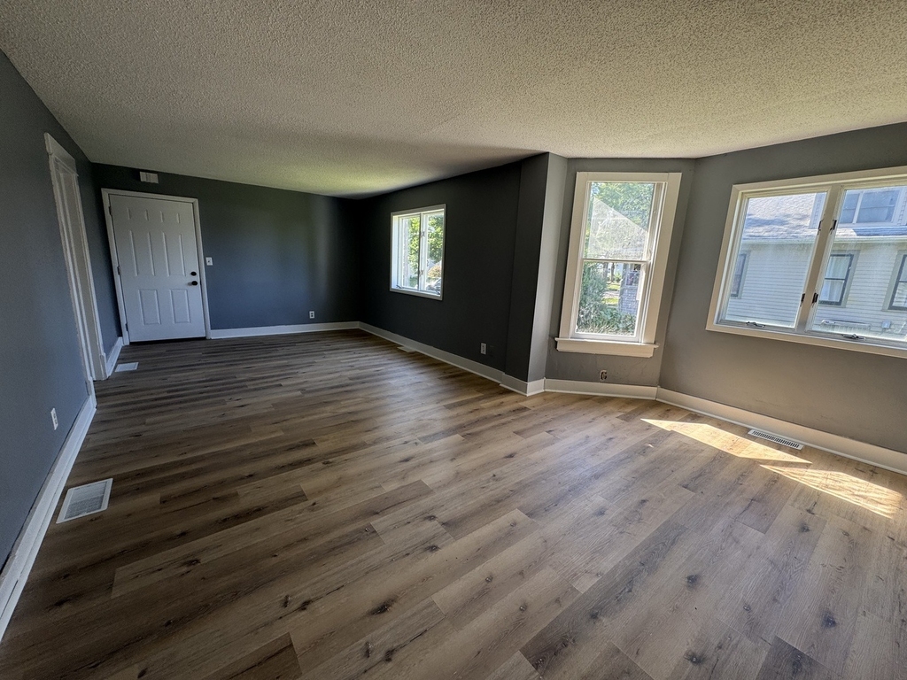 1534 39th Street - Photo 8