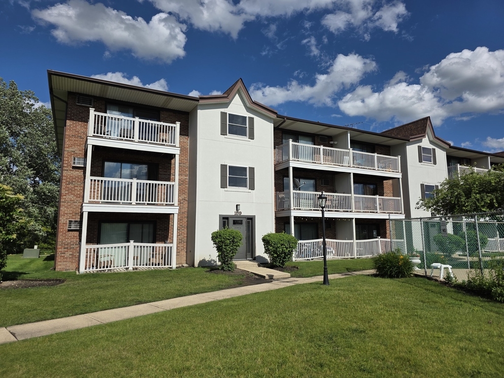 189 Gregory Street - Photo 0