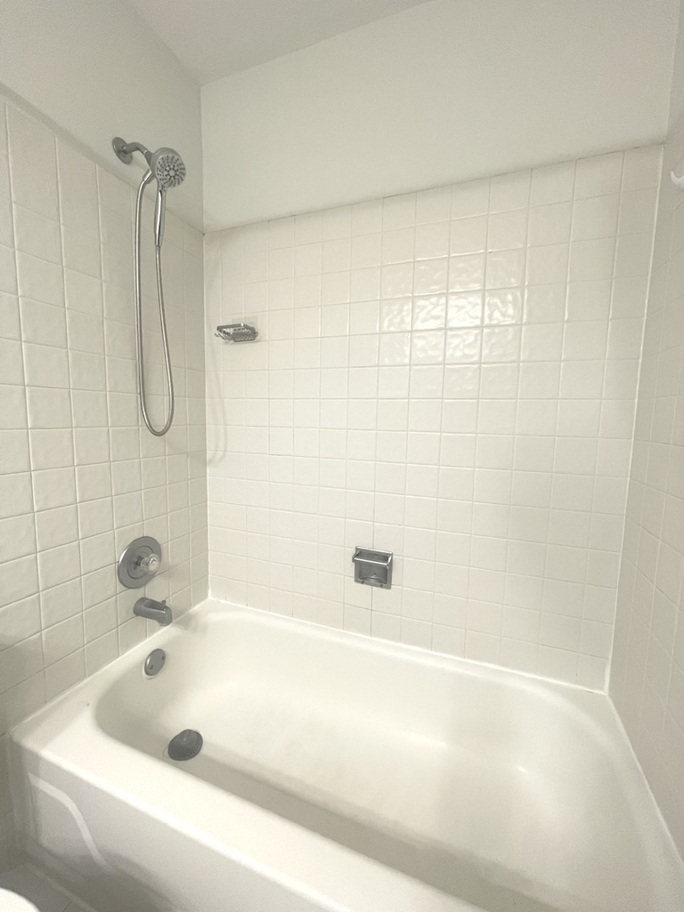 4330 Huntington Boulevard - Photo 13