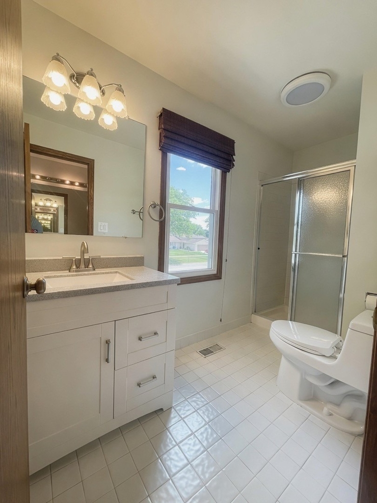 4330 Huntington Boulevard - Photo 9