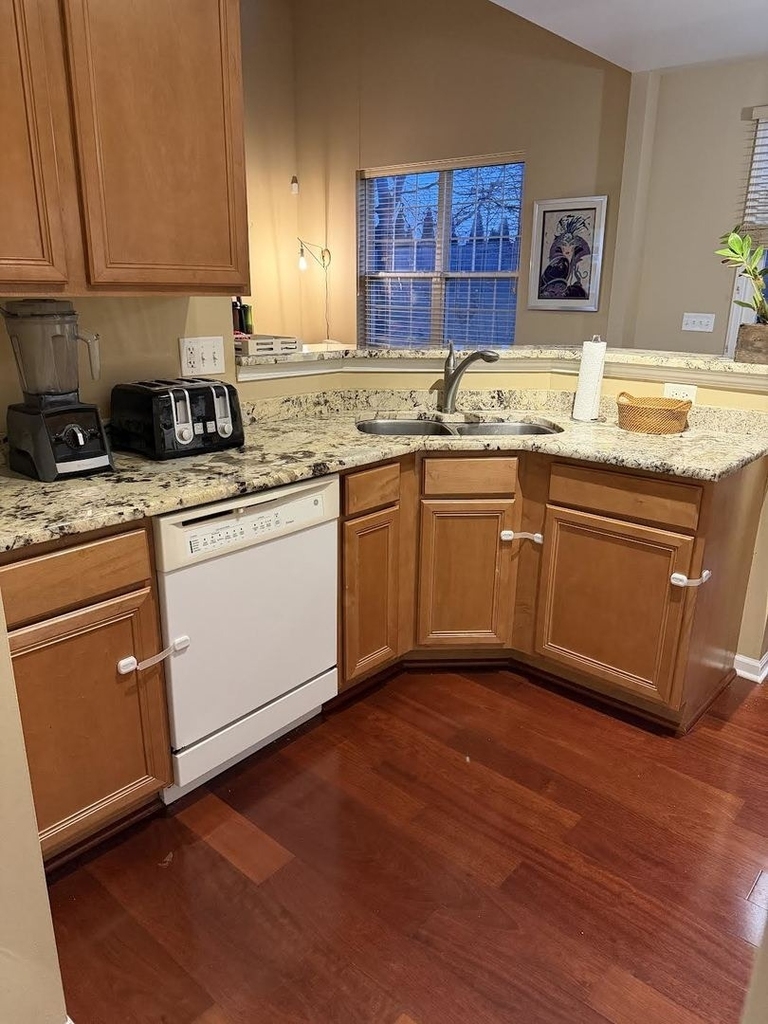 1137 Brent Road - Photo 7
