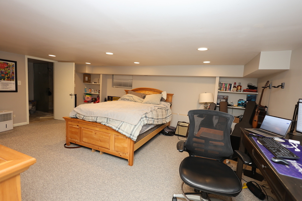 1026 W Roscoe Street - Photo 25