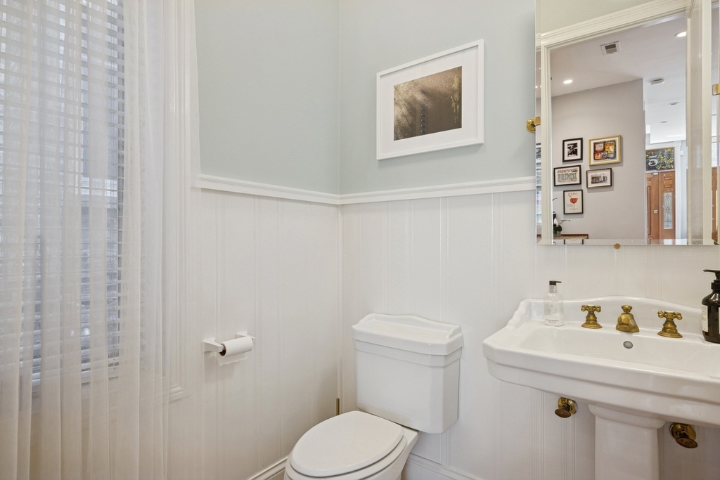 1065 N Marshfield Avenue - Photo 20