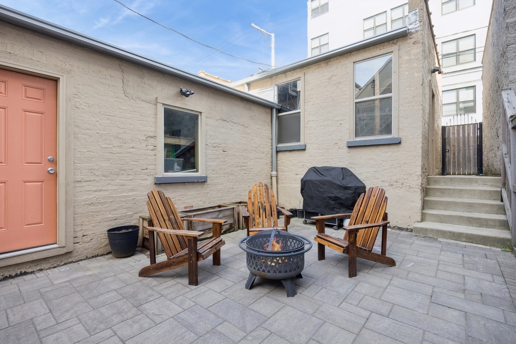 1065 N Marshfield Avenue - Photo 28