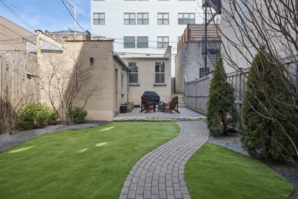 1065 N Marshfield Avenue - Photo 27