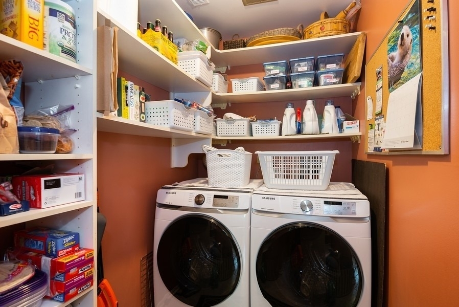 753 W Dickens Avenue - Photo 9