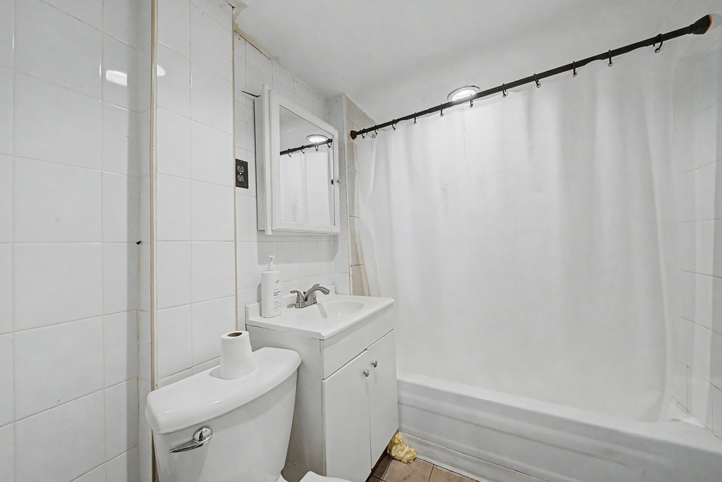2206 N Kostner Avenue - Photo 7