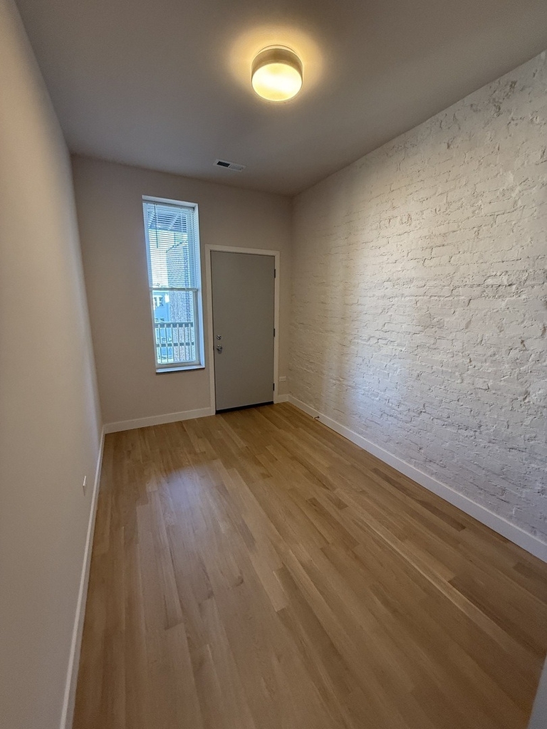 927 N Mozart Street - Photo 8