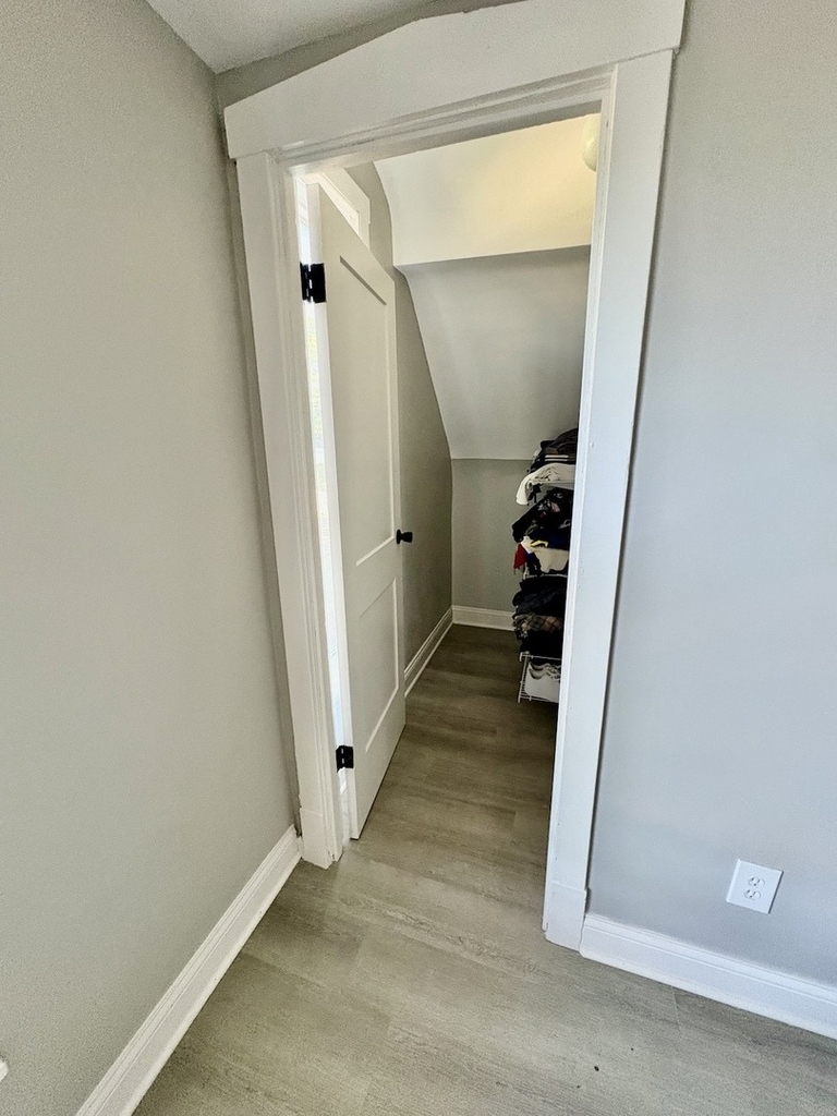 11733 S Stewart Avenue - Photo 5