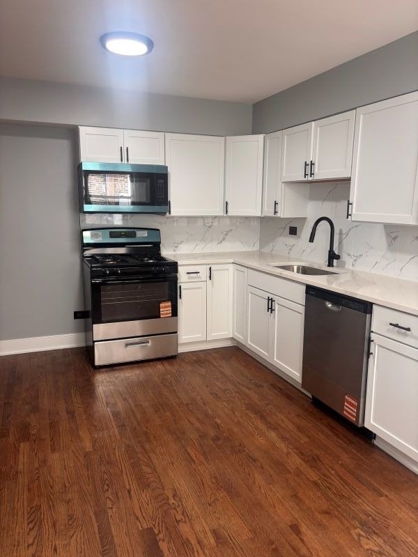 1950 W Fargo Avenue - Photo 2